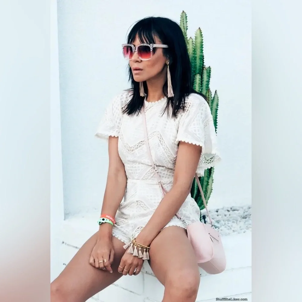 Line & Dot Cream Lace Romper - Picture 2 of 5